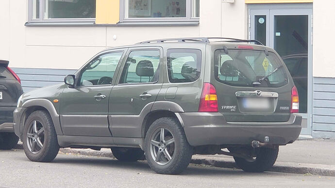guessthecar_mazda_tribute