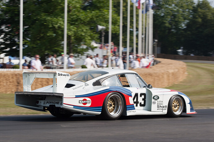 Porsche-935-78--Moby-Dick--52532