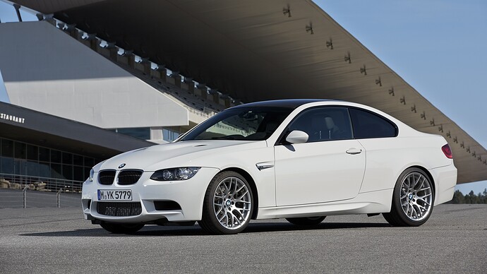 bmw-generations-m3-e92-01-st-16x9