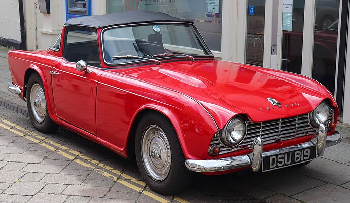 1962_Triumph_TR4_2.1_Front