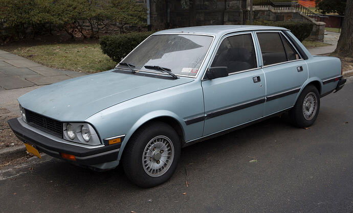 1982_Peugeot_505_S_Turbodiesel,_front_left,_Riverdale