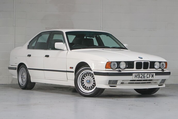 BMW 525i