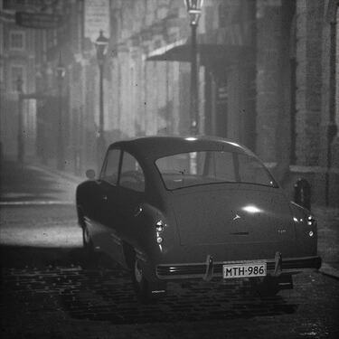 HiResPhoto75_1,920-1,920