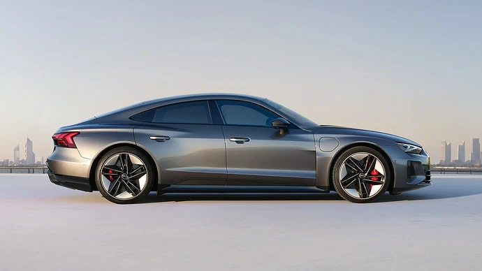 RS-e-tron-GT---Image-2