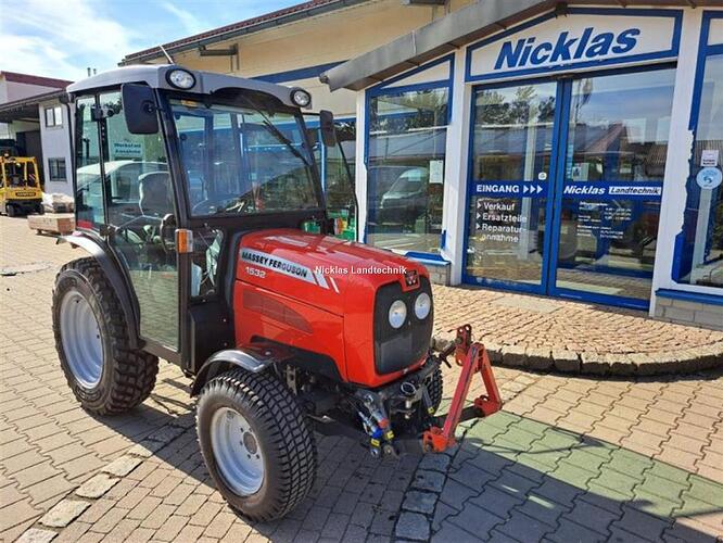 massey-ferguson-1532-allrad-kompakt
