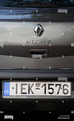 greek-car-registration-plate-on-a-renault-megane-BEP4AP