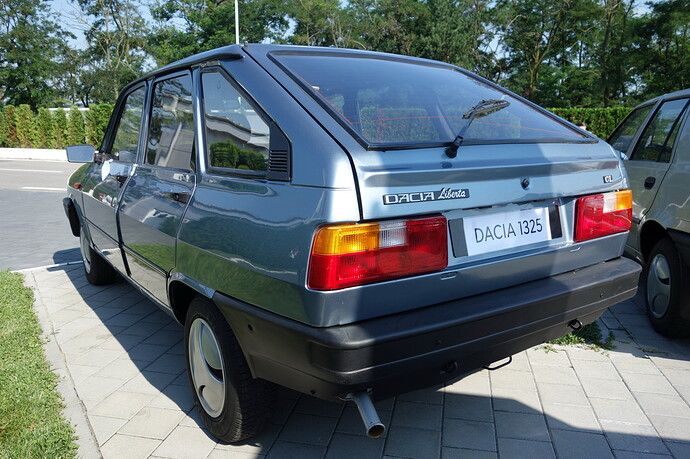 historique-dacia-03
