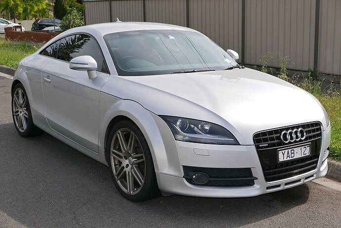 2007_Audi_TT_(8J)3.2_quattro_coupe(2015-11-11)_01