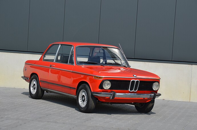 bmw-1602-10-1085872640
