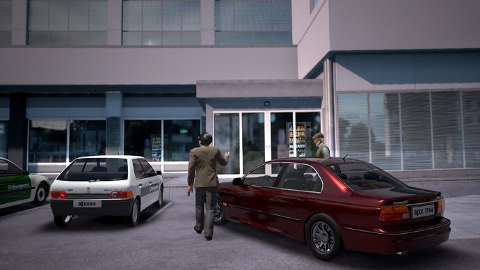 HiResPhoto8700_1,920-1,080